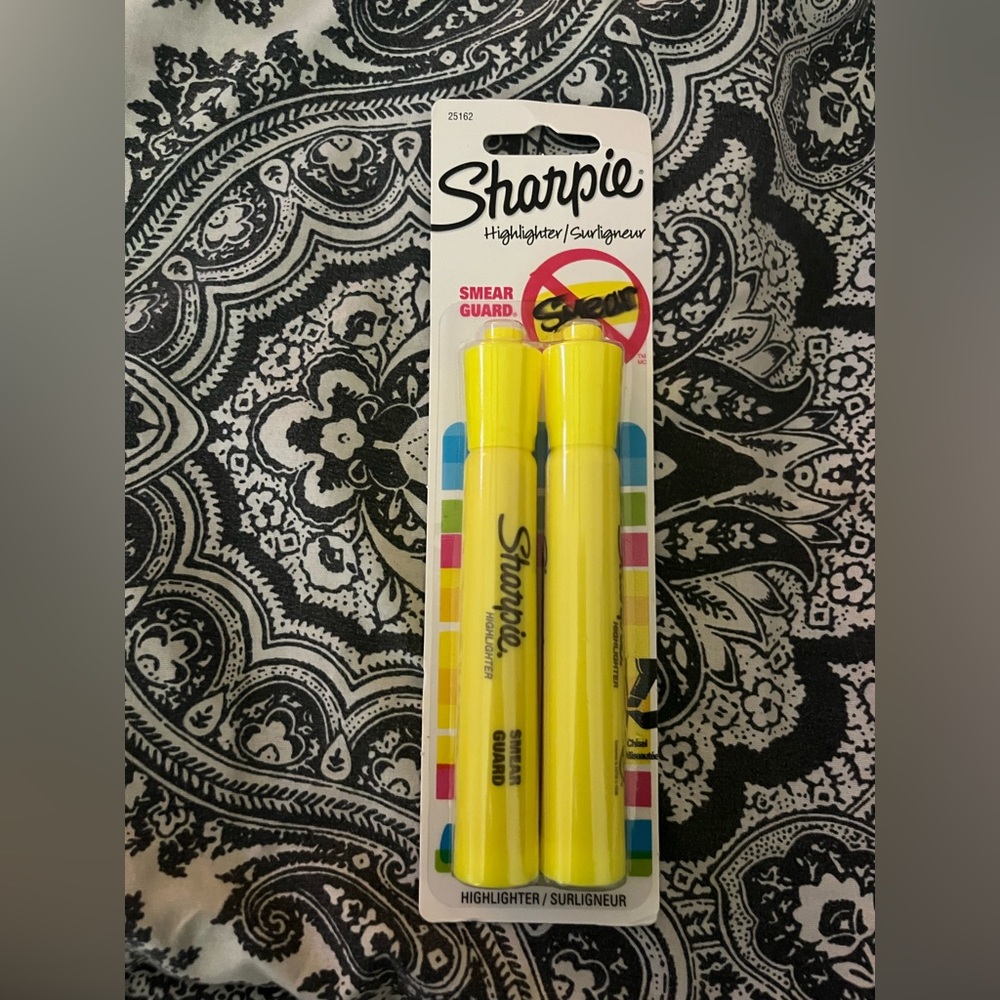 School supplies highlighters & felt tip pens